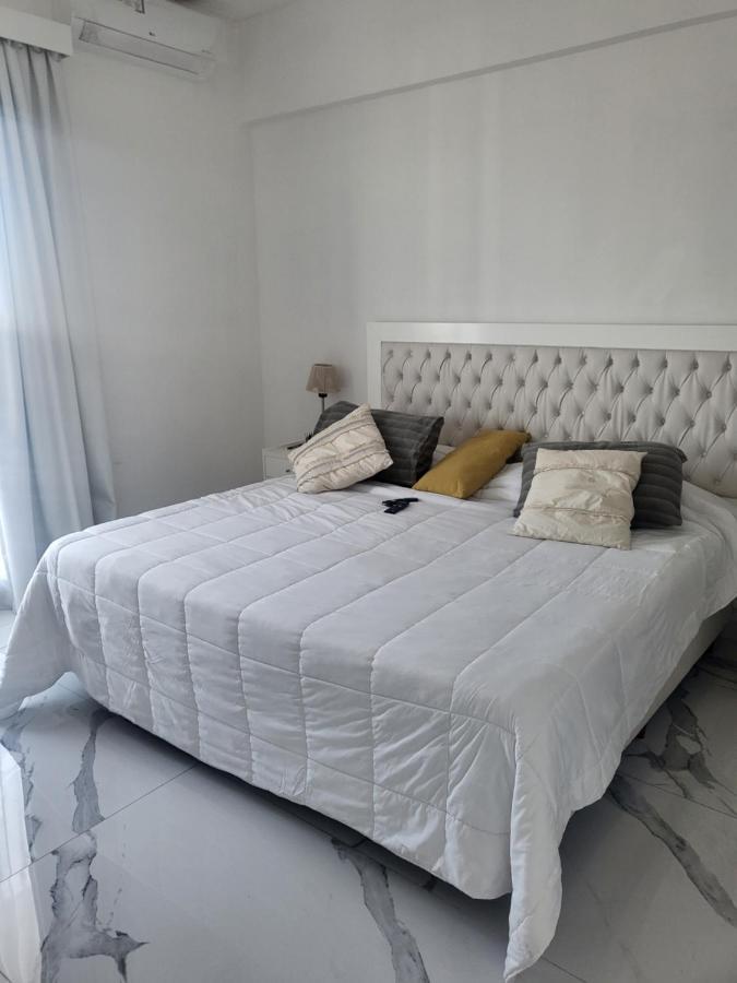 Link Towers Puerto Madero Apartment - Buenos Aires — Photos 2